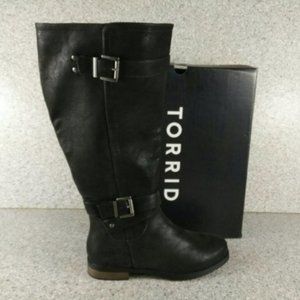 TORRID BLACK FAUX LEATHER KNEE HIGH WIDE BOOTS WOMEN'S 7 SHOES
